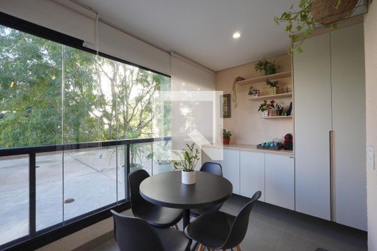 Varanda de apartamento à venda com 2 quartos, 71m² em Vila Mariana, São Paulo