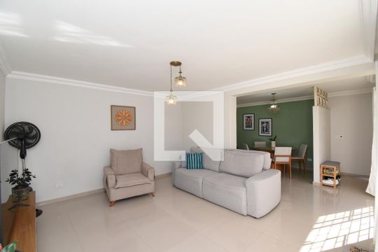 Sala de casa à venda com 3 quartos, 166m² em Ahú, Curitiba
