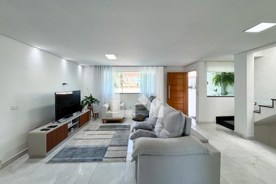 Sala de casa à venda com 2 quartos, 223m² em Baeta Neves, São Bernardo do Campo