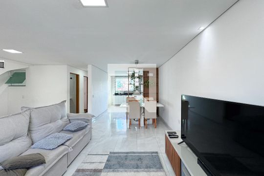 Sala de casa à venda com 2 quartos, 223m² em Baeta Neves, São Bernardo do Campo