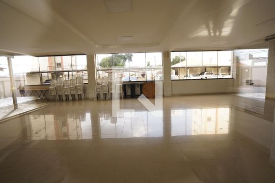 Apartamento à venda com 3 quartos, 67m² em Jardim Ana Lúcia, Goiânia