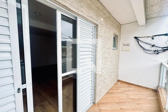 Sacada do quarto 1 de casa para alugar com 3 quartos, 100m² em Jardim Doraly, Guarulhos