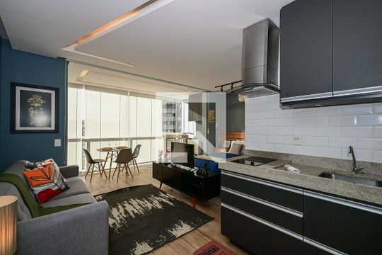 Sala de apartamento para alugar com 1 quarto, 35m² em Real Parque, São Paulo