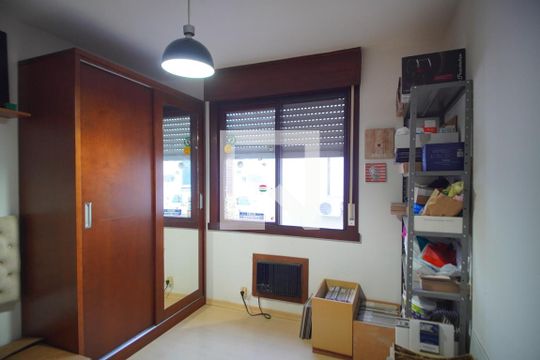Quarto 1 de apartamento para alugar com 2 quartos, 130m² em Petrópolis, Porto Alegre
