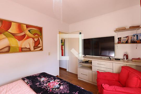 Suíte de apartamento para alugar com 2 quartos, 90m² em São Geraldo, Porto Alegre