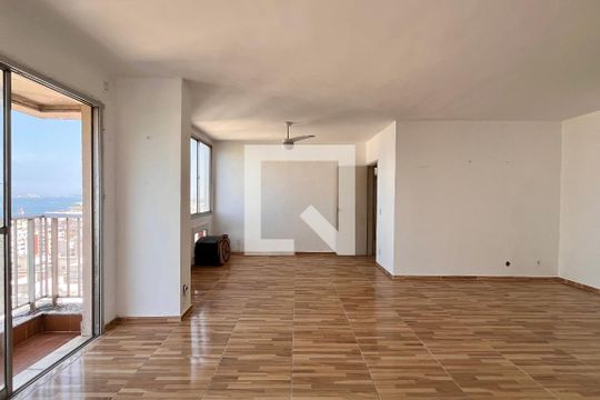 Sala  de apartamento à venda com 1 quarto, 80m² em Copacabana, Rio de Janeiro