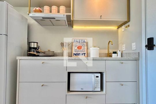 Studio  de kitnet/studio para alugar com 1 quarto, 30m² em Boa Vista, Porto Alegre