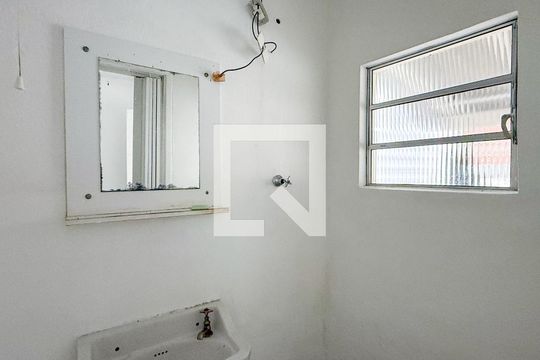 Banheiro de apartamento para alugar com 1 quarto, 60m² em Santana, São Paulo
