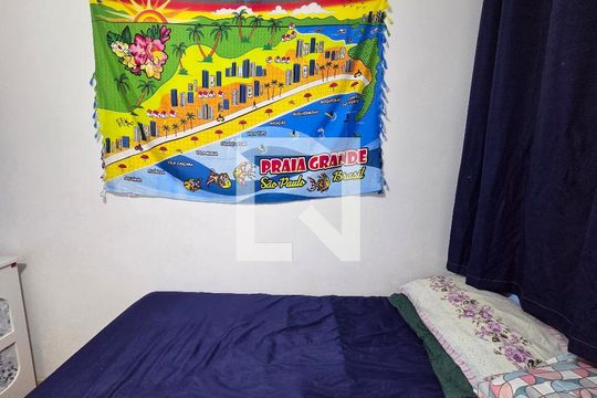 Quarto 1 de apartamento para alugar com 2 quartos, 41m² em Vila Tupi, Praia Grande