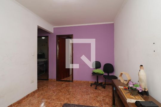 Apartamento para alugar com 2 quartos, 52m² em Vila Carmosina, São Paulo