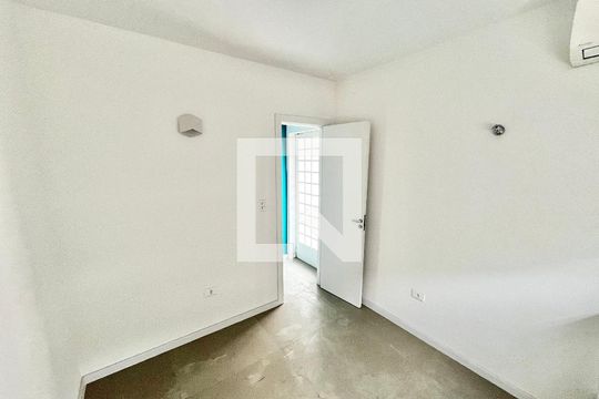 Quarto 1 de casa para alugar com 4 quartos, 176m² em Santana, São Paulo