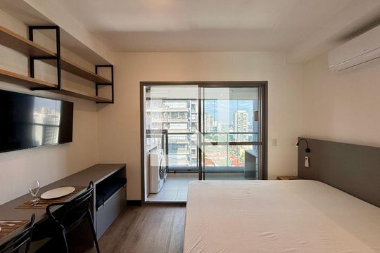 Quarto  de kitnet/studio para alugar com 1 quarto, 29m² em Chácara Santo Antônio (zona Sul), São Paulo