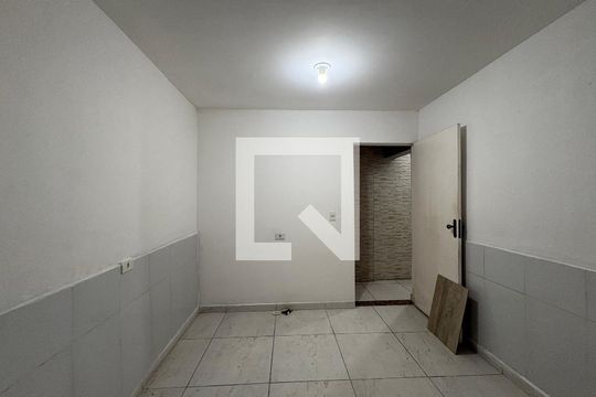 Suíte de casa para alugar com 2 quartos, 80m² em Vila Albertina, São Paulo