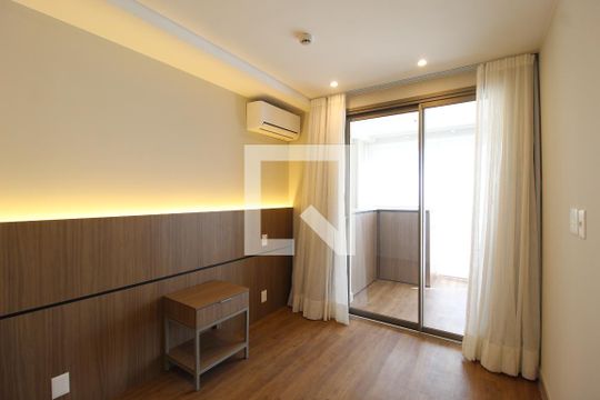 Apartamento para alugar com 1 quarto, 41m² em Indianópolis, São Paulo
