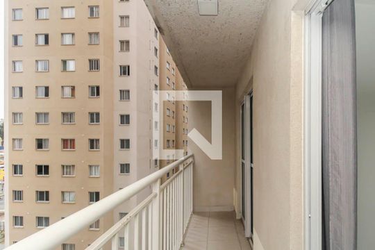 Apartamento para alugar com 2 quartos, 34m² em Vila Ema, São Paulo