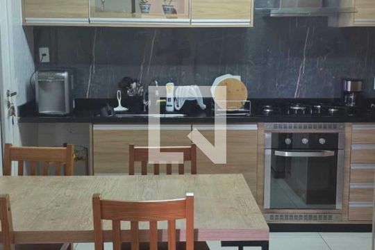 Cozinha de apartamento para alugar com 4 quartos, 140m² em Pituaçu, Salvador