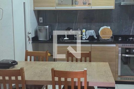 Cozinha de apartamento para alugar com 4 quartos, 140m² em Pituaçu, Salvador