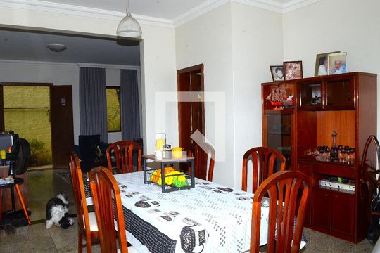 Copa de casa para alugar com 3 quartos, 170m² em Ipê, Belo Horizonte