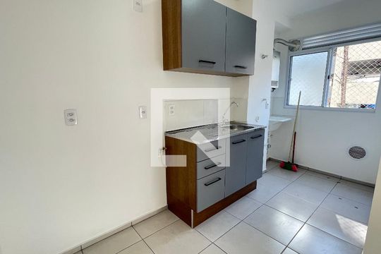 Cozinha  de apartamento à venda com 2 quartos, 45m² em Jardim Arpoador, São Paulo