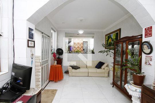 Casa à venda com 4 quartos, 125m² em Padre Eustáquio, Belo Horizonte