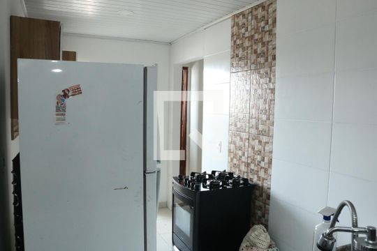 Cozinha de apartamento para alugar com 2 quartos, 30m² em Dom Rodrigo, Nova Iguaçu