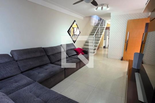 Sala de casa à venda com 3 quartos, 180m² em Jardim Santa Emilia, São Paulo