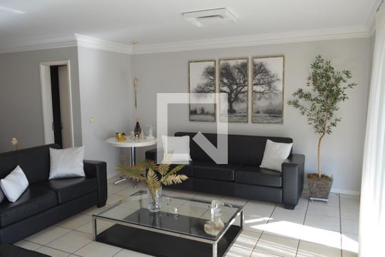 Sala de apartamento para alugar com 3 quartos, 178m² em Centro, Ribeirão Preto