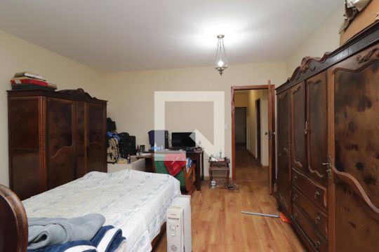 Quarto 1 de casa à venda com 6 quartos, 600m² em Vila Regina, São Paulo