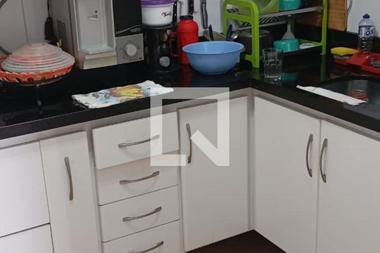 Cozinha de apartamento à venda com 2 quartos, 44m² em Parque Marajoara, Santo André