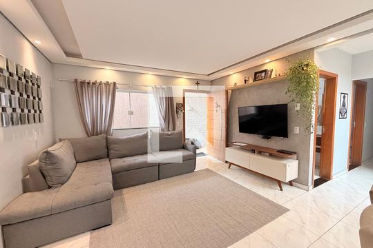 Casa à venda com 3 quartos, 169m² em Jardim Promeca, Várzea Paulista