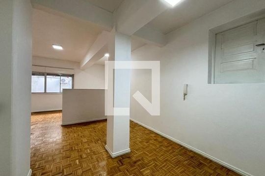 Kitnet/Studio para alugar com 1 quarto, 40m² em Bom Fim, Porto Alegre