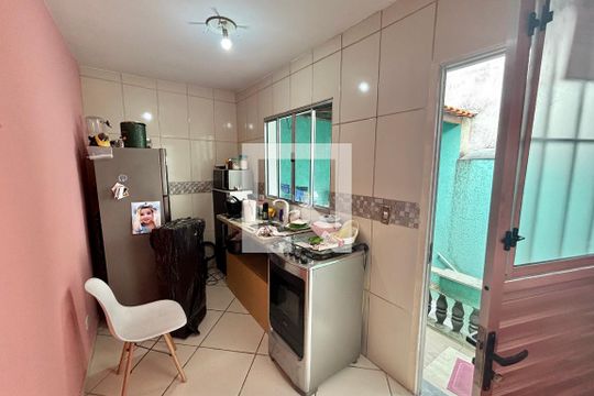 Casa para alugar com 1 quarto, 50m² em Jardim Maringa, São Paulo