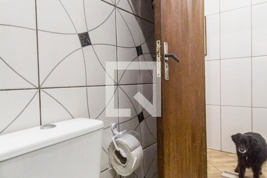 Banheiro de casa à venda com 2 quartos, 73m² em Jardim California, Barueri