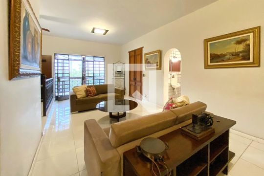 Sala de casa à venda com 4 quartos, 529m² em Garças, Belo Horizonte