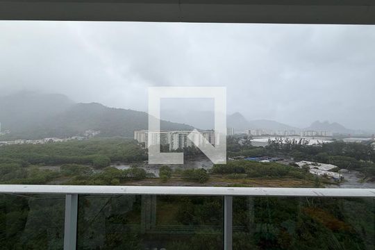 Sala - Varanda  de apartamento para alugar com 2 quartos, 77m² em Barra Olímpica, Rio de Janeiro