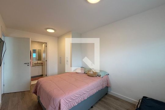 Suíte 1 de apartamento para alugar com 2 quartos, 77m² em Barra Olímpica, Rio de Janeiro
