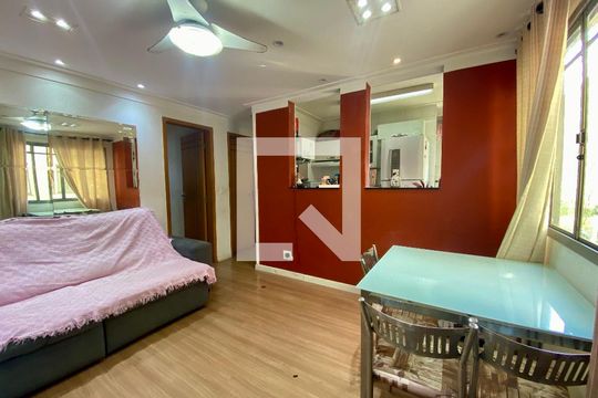 Sala de apartamento à venda com 2 quartos, 52m² em Vila Bremen, Guarulhos