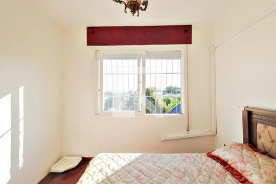 Quarto de apartamento para alugar com 1 quarto, 49m² em Nonoai, Porto Alegre