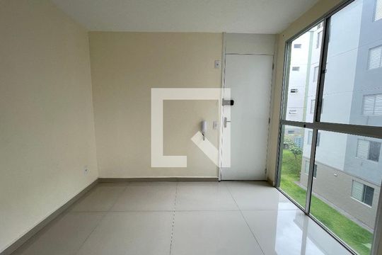 Sala de apartamento à venda com 2 quartos, 44m² em Parque Ipe, São Paulo