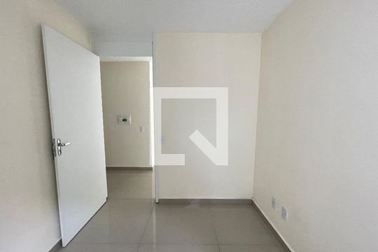 Quarto 1 de apartamento à venda com 2 quartos, 44m² em Parque Ipe, São Paulo