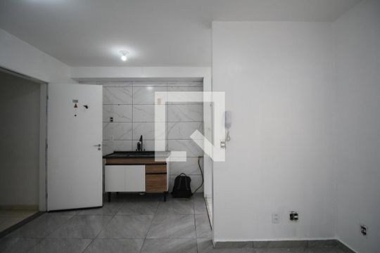 Sala de apartamento à venda com 2 quartos, 37m² em Paraíso do Morumbi, São Paulo