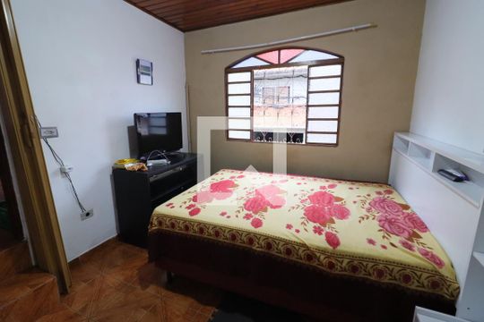 Quarto de casa à venda com 5 quartos, 400m² em Veloso, Osasco