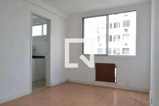 Apartamento à venda com 2 quartos, 65m² em Taquara, Rio de Janeiro