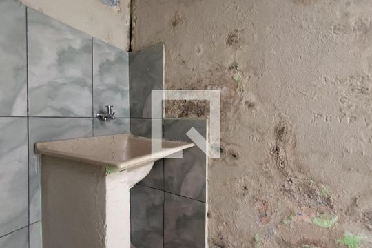 Casa à venda com 1 quarto, 240m² em Jardim Divinolandia, Guarulhos