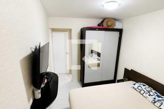 Quarto 2 de apartamento para alugar com 2 quartos, 55m² em São Marcos, Salvador