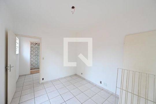 Quarto 2 de casa para alugar com 3 quartos, 120m² em Vila da Saúde, São Paulo