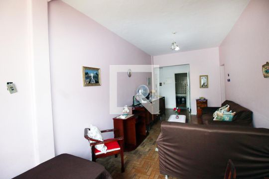 Sala de apartamento à venda com 3 quartos, 80m² em Brás de Pina, Rio de Janeiro