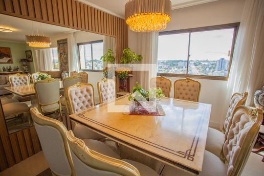 Apartamento à venda com 3 quartos, 97m² em Boa Vista, Curitiba