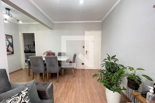 Sala de apartamento à venda com 3 quartos, 74m² em Vila Indiana, São Paulo