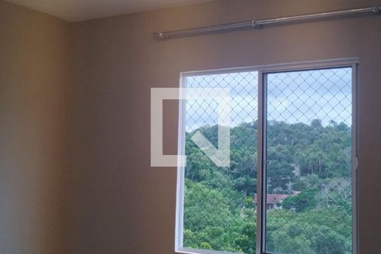 Apartamento para alugar com 2 quartos, 48m² em Granja Viana, Cotia